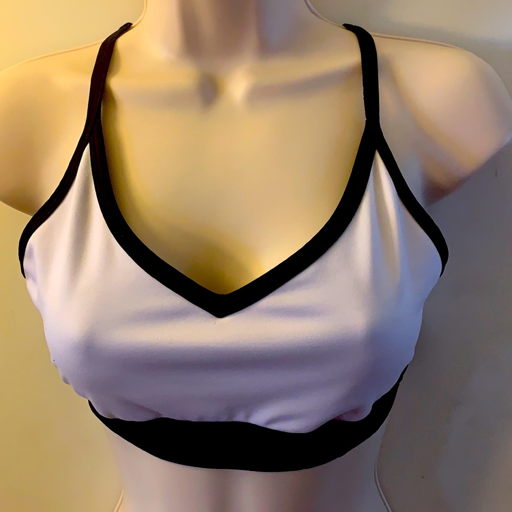 VS pink sports bra size medium black / white